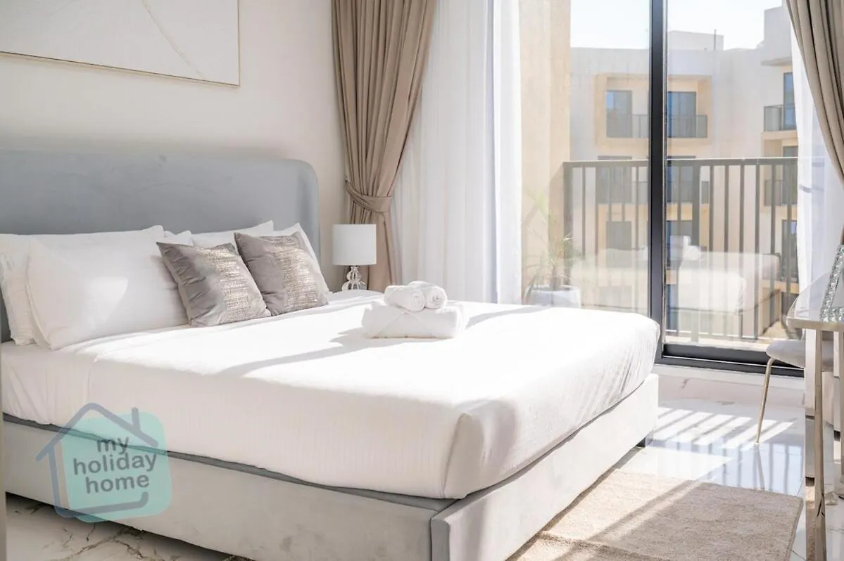 Brand New Spacious And Fully Furnished Ras al-Khaimah Apartment