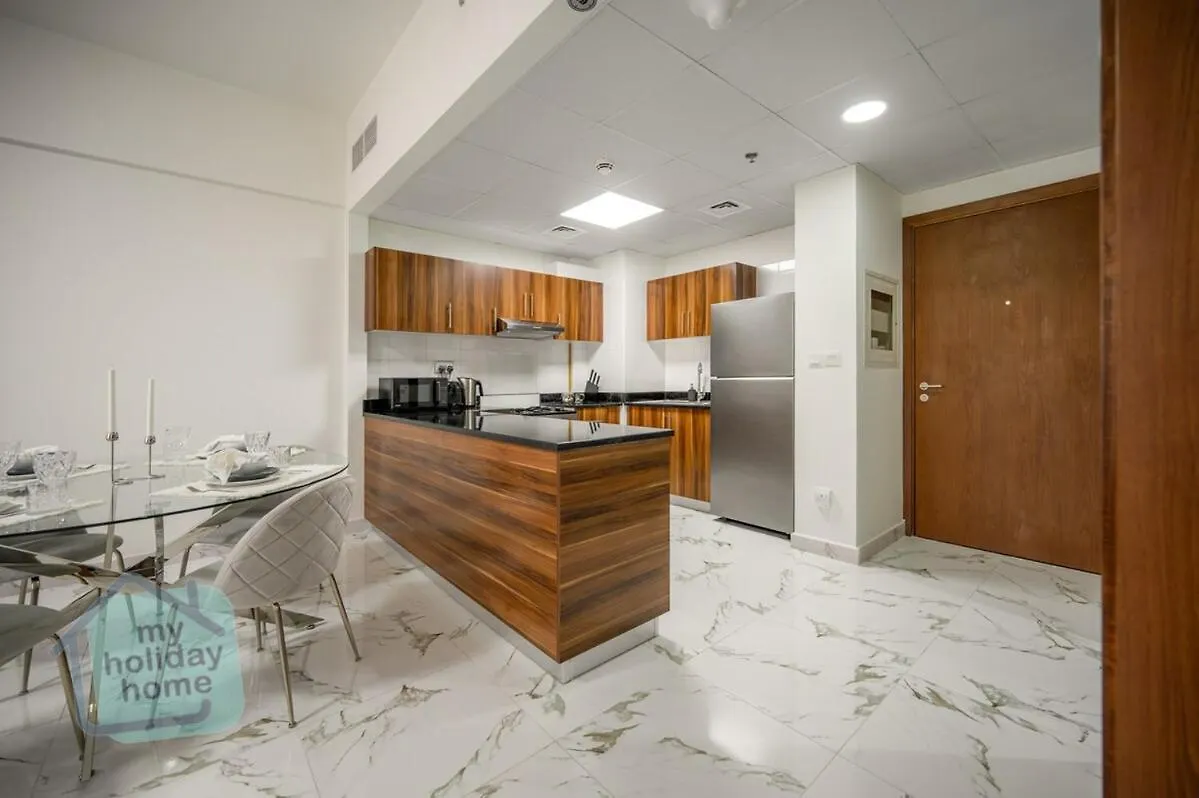 Brand New Spacious And Fully Furnished Ras al-Khaimah Apartment