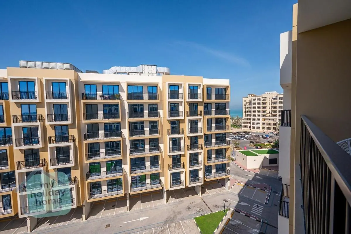 Brand New Spacious And Fully Furnished Ras al-Khaimah Apartment